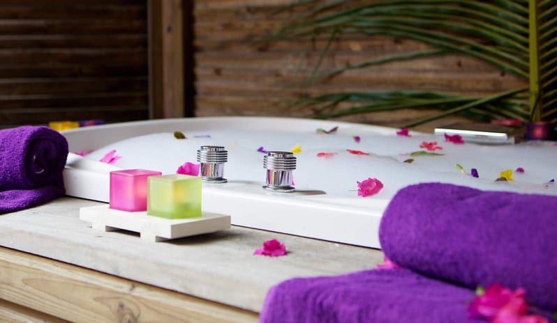 Kuredu Island Resort & Spa-O Jacuzzi Beach Villa 1_7504